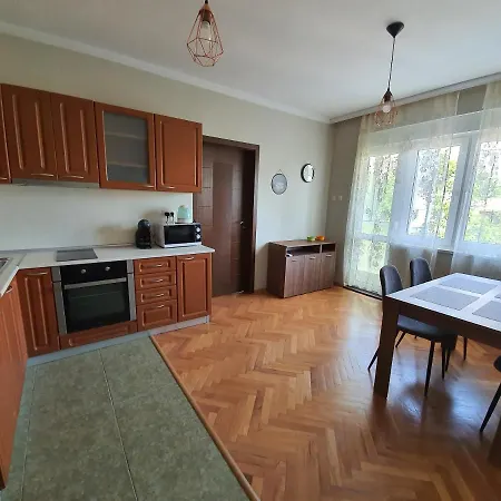 Danny Apartman Burgasz